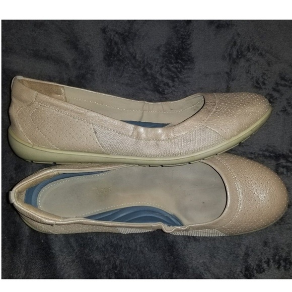 naturalizer brittany leather ballet flats